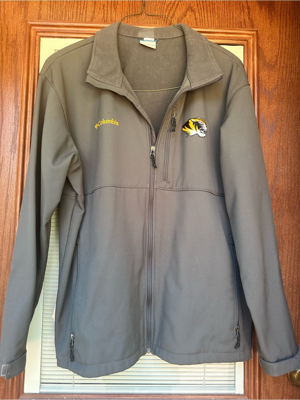 XXL Columbia Men's Gray Lightweight MIZZOU Jacket with Yellow & Black Logo